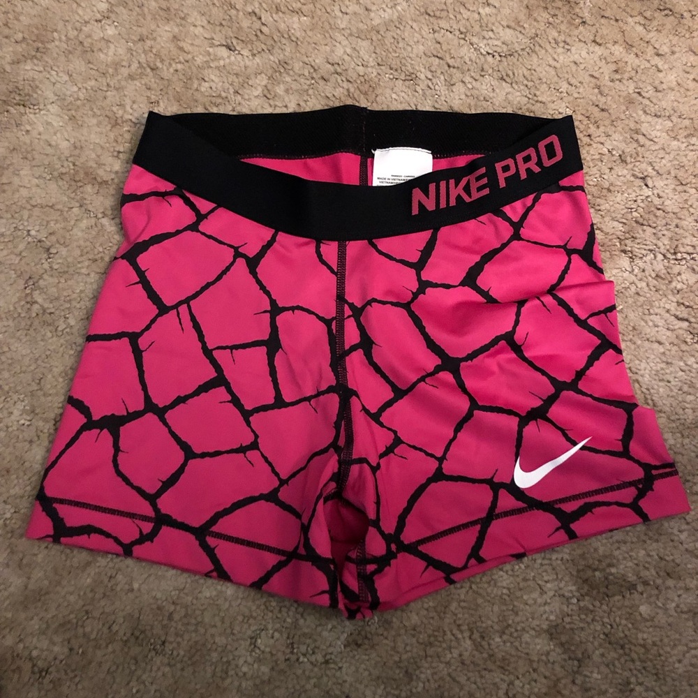 Pink Nike Pros